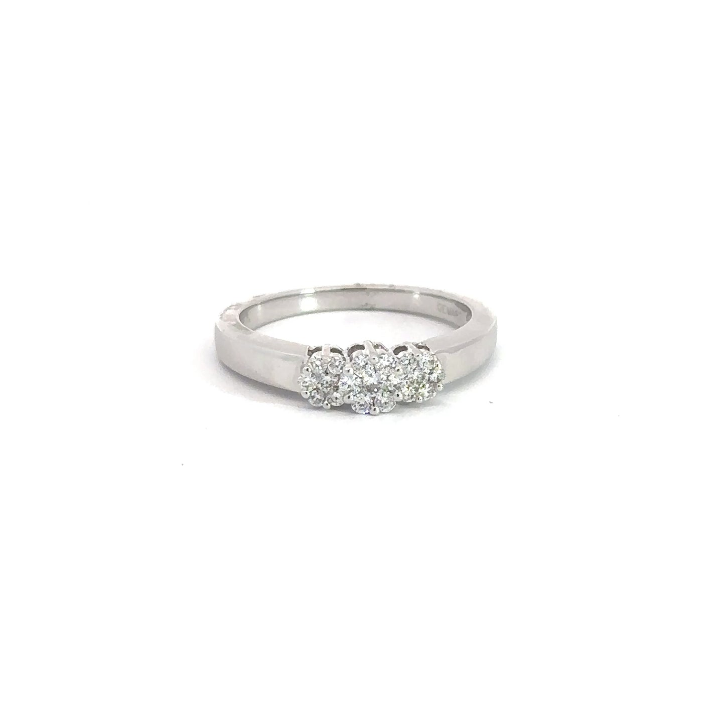 14k White Gold 3 Round Brilliant Cluster 1/4cttw