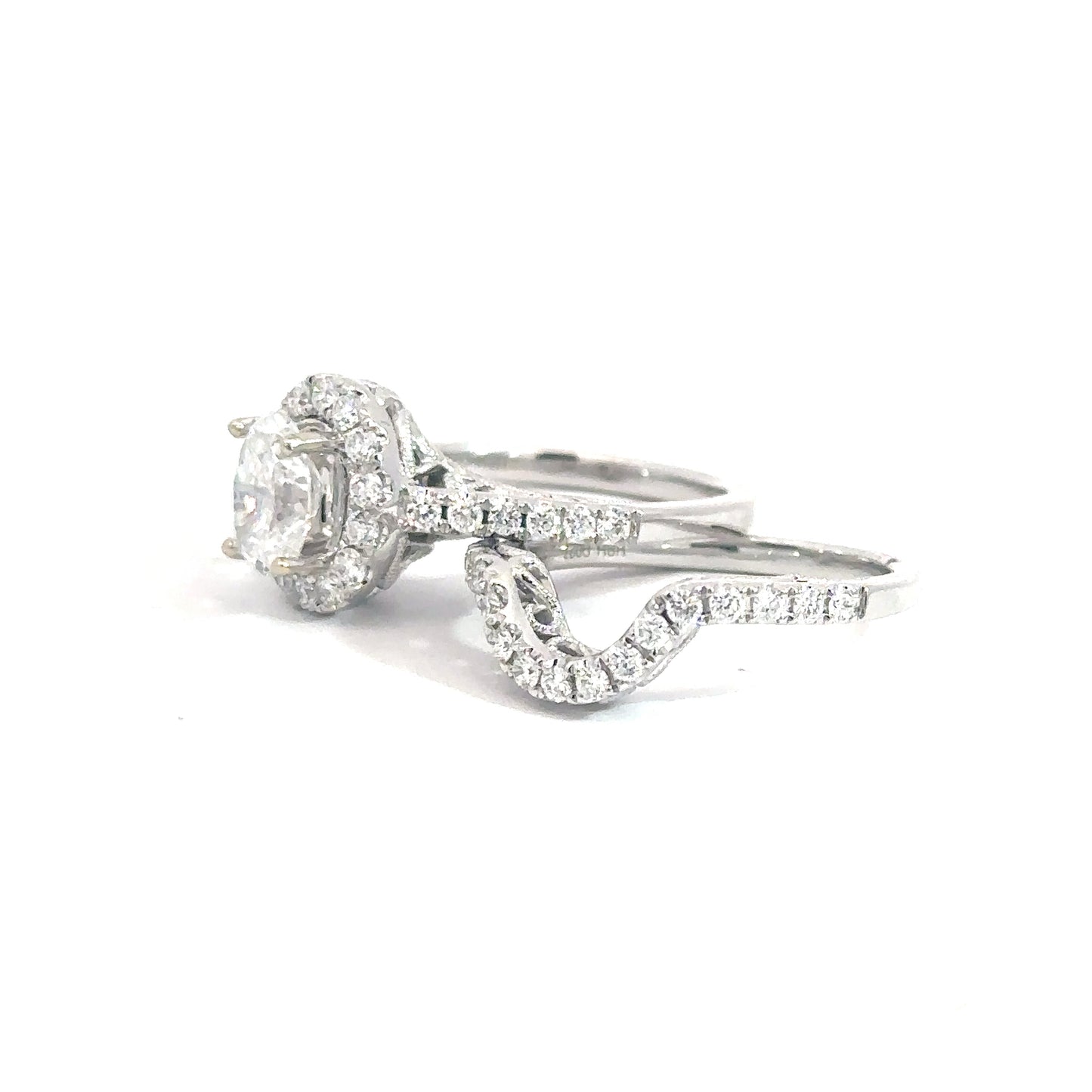 14k White Gold Oval Diamond Bridal Set 1.97cttw