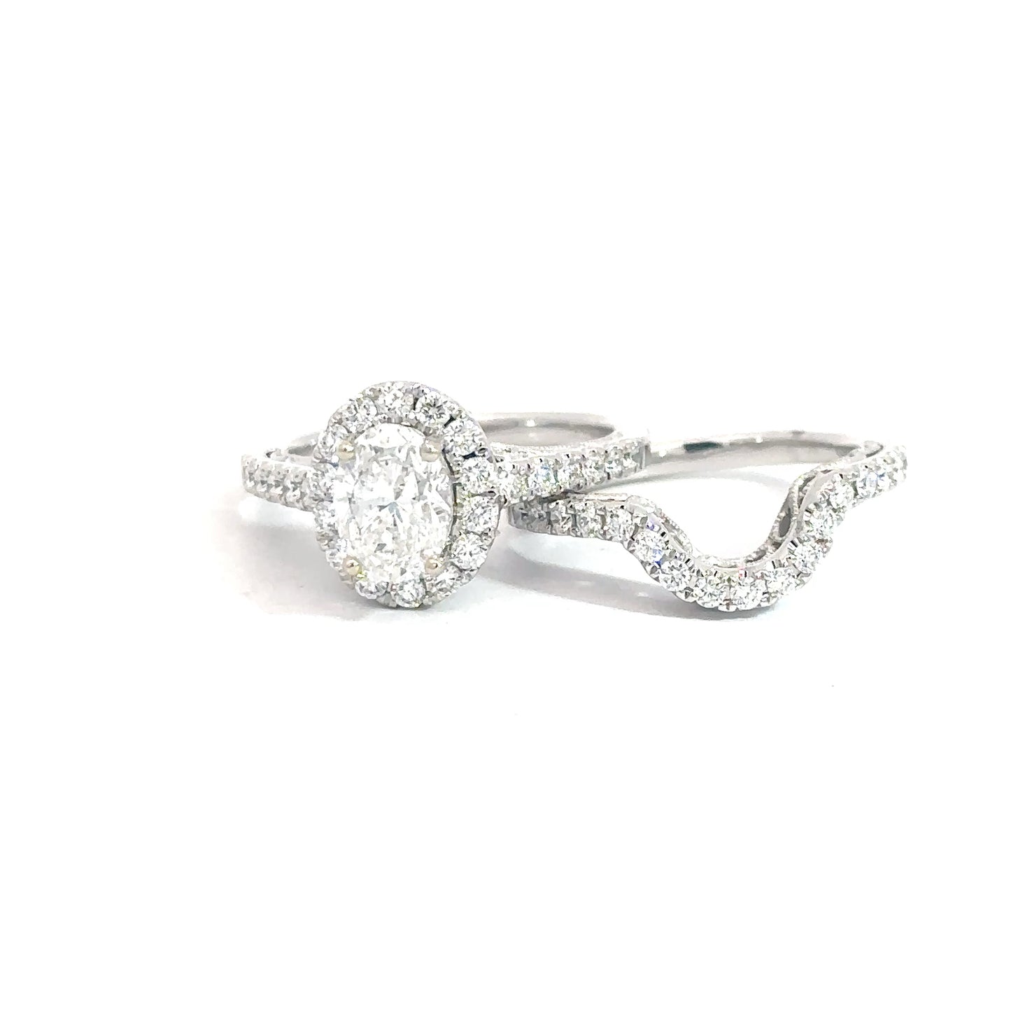 14k White Gold Oval Diamond Bridal Set 1.97cttw