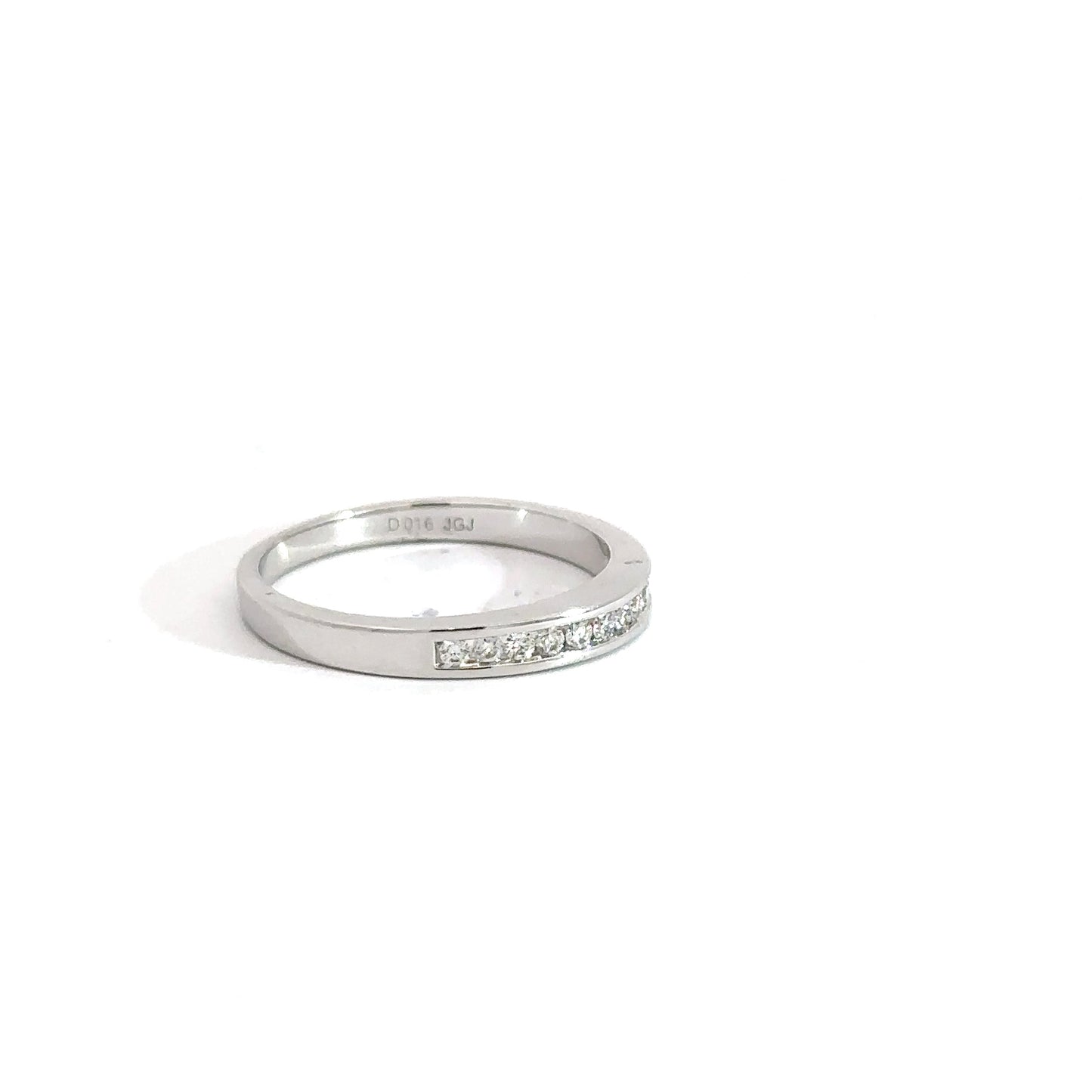 14k White Gold Diamond Band .12cttw