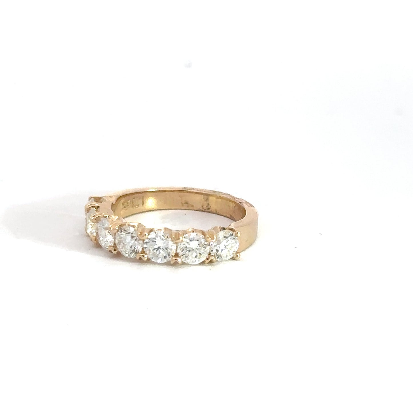 Lady's 14k Yellow Gold Round Brilliant Diamond Band 1.73cttw