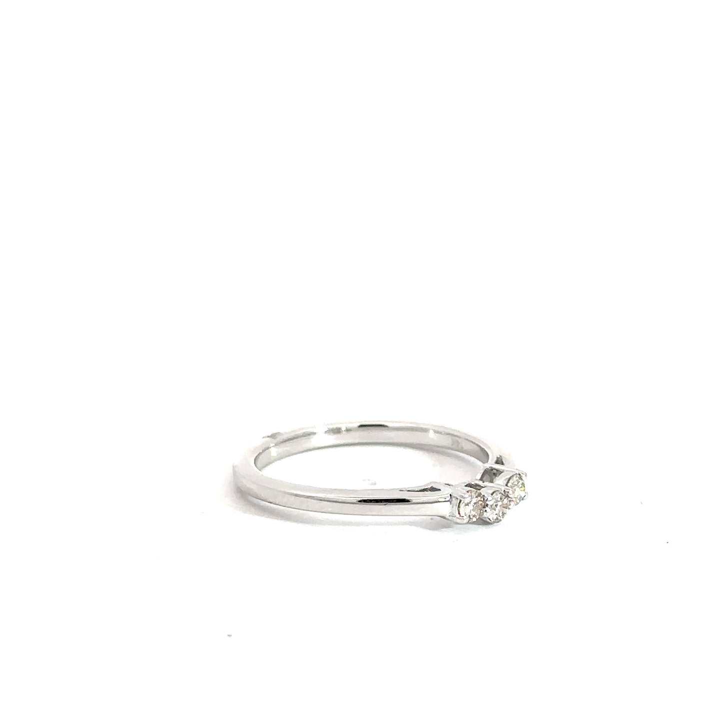 14k White Gold Diamond Contour Band .15cttw