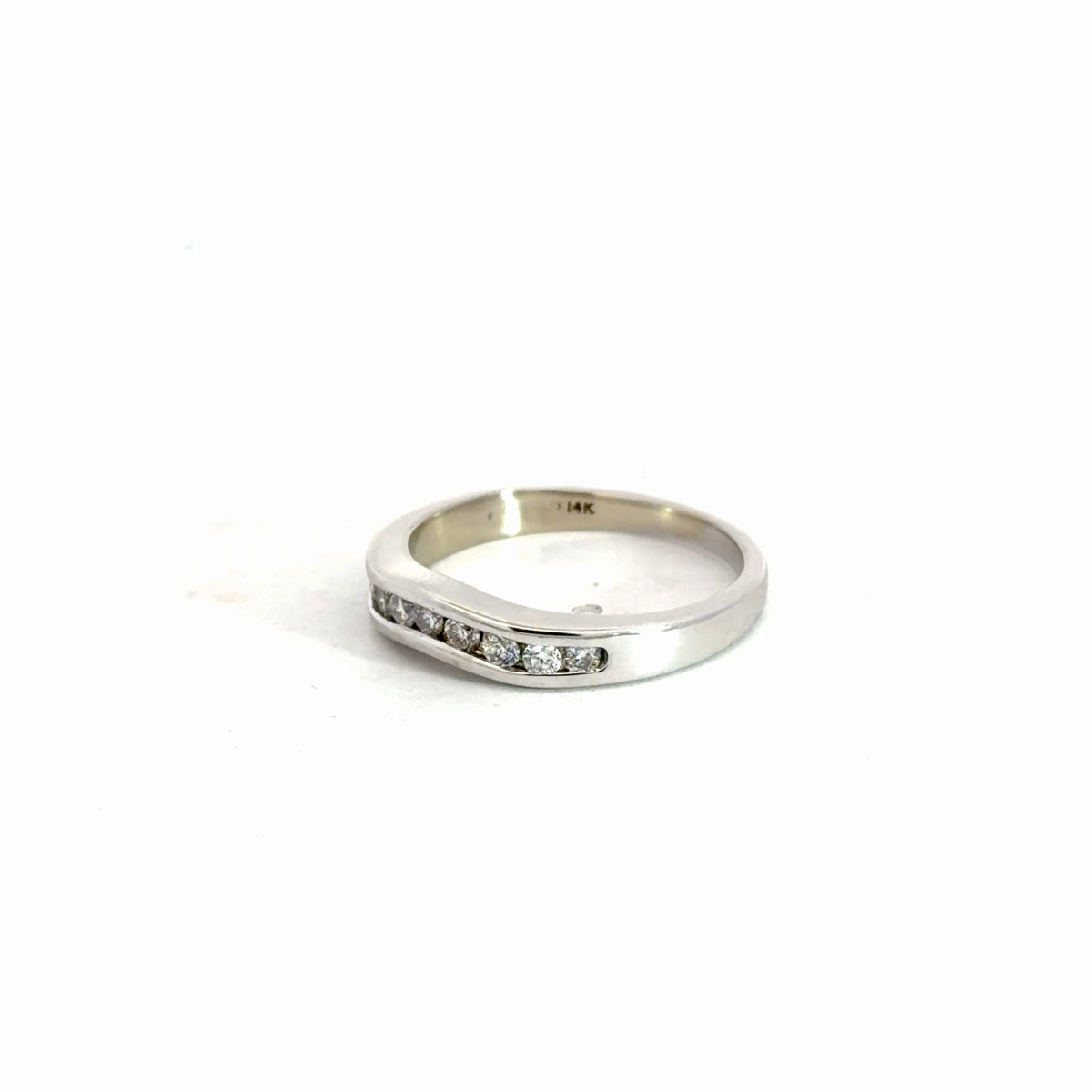 14k White Gold Diamond Contour Band