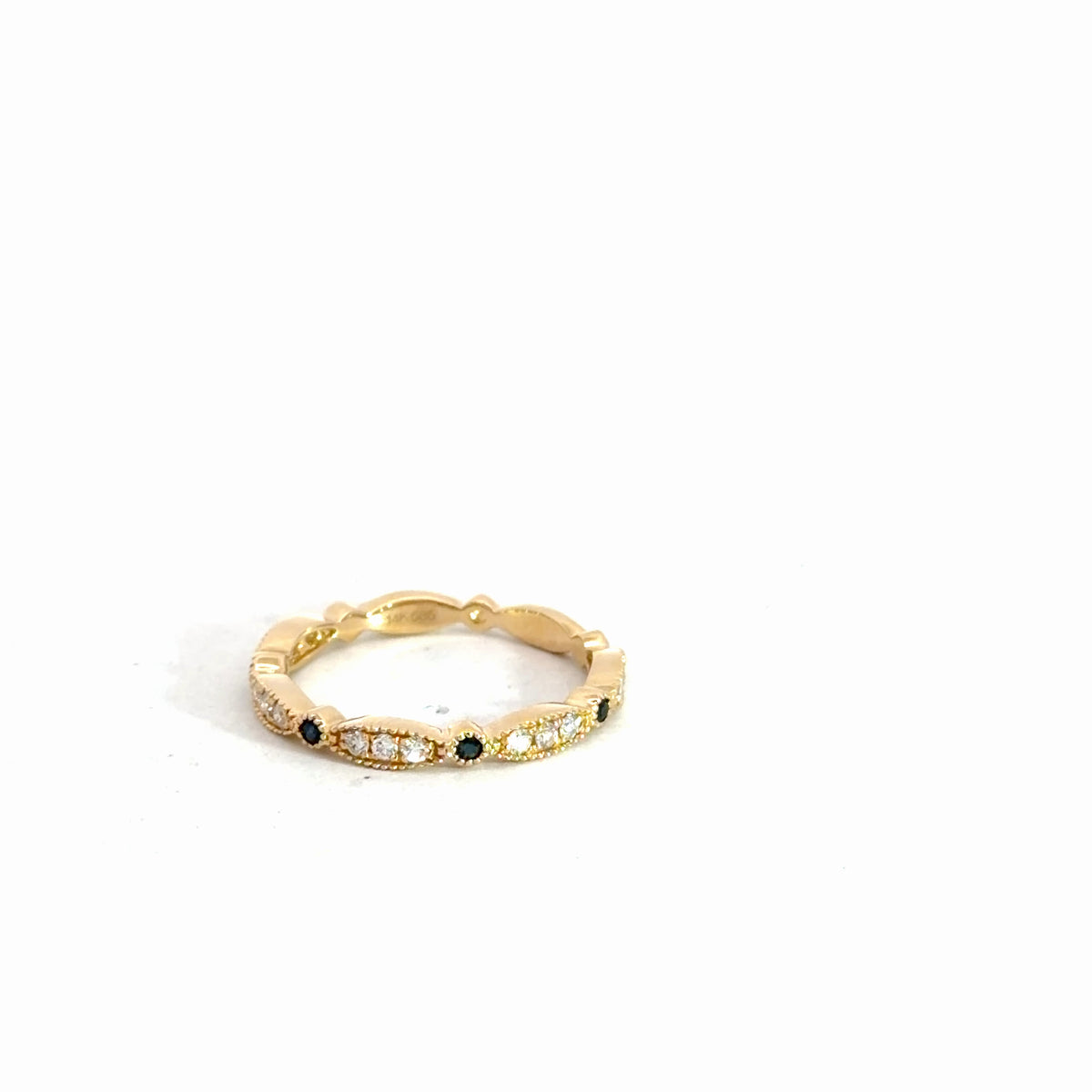 14k Yellow Gold Diamond & Sapphire Band