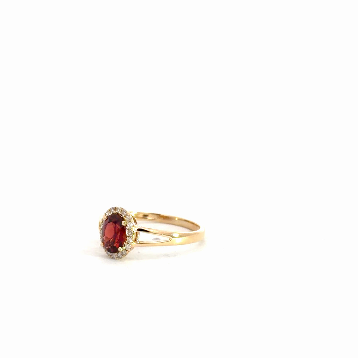 14k Yellow Gold Garnet & Diamond Ring
