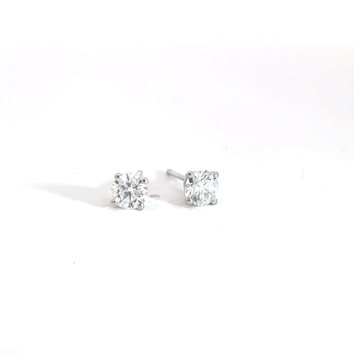 14k White Gold 1.03cttw Lab Diamond Studs