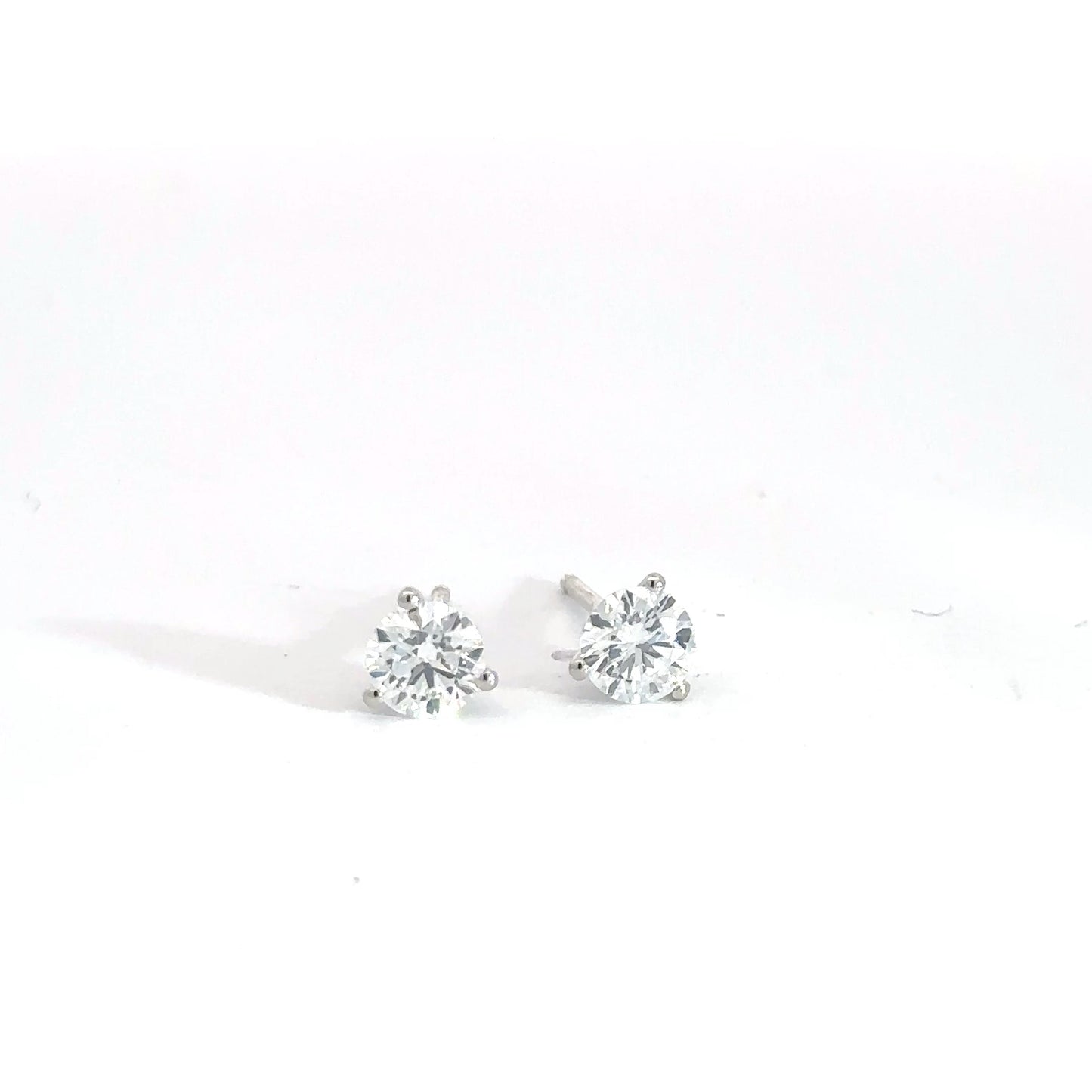 14k White Gold 1.03cttw Lab Diamond Studs