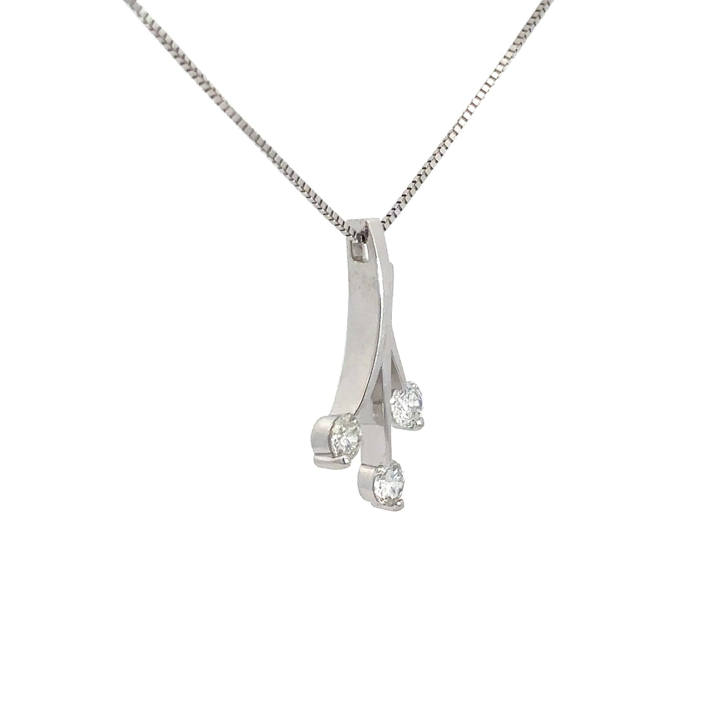 14k White Gold Diamond Pendant 3/4cttw