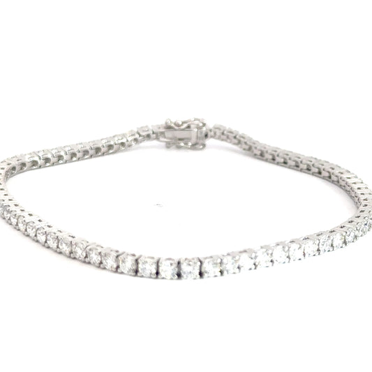 Lady's 14k White Gold Diamond Tennis Bracelet 3.85cttw
