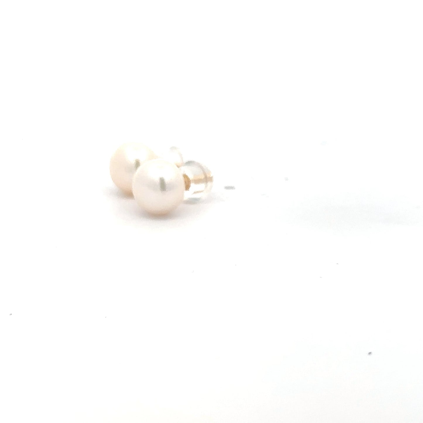 14k Yellow Gold Button Pearl Earrings