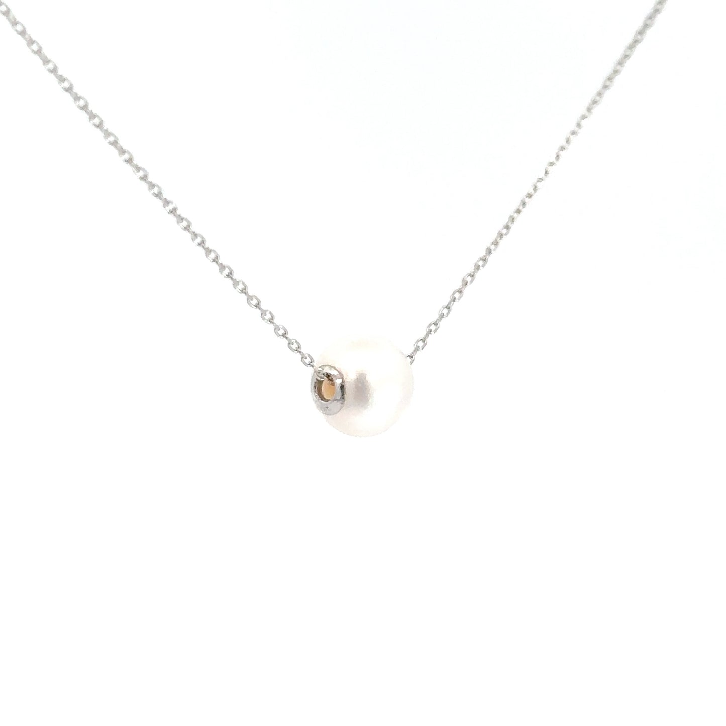 14k White Gold Pearl Necklace