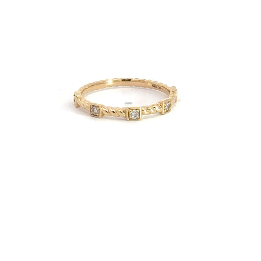 14k Yellow Gold Twist & Diamond Ring