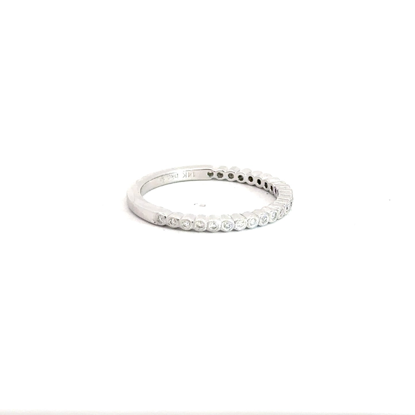 14k White Gold Diamond Band .09cttw
