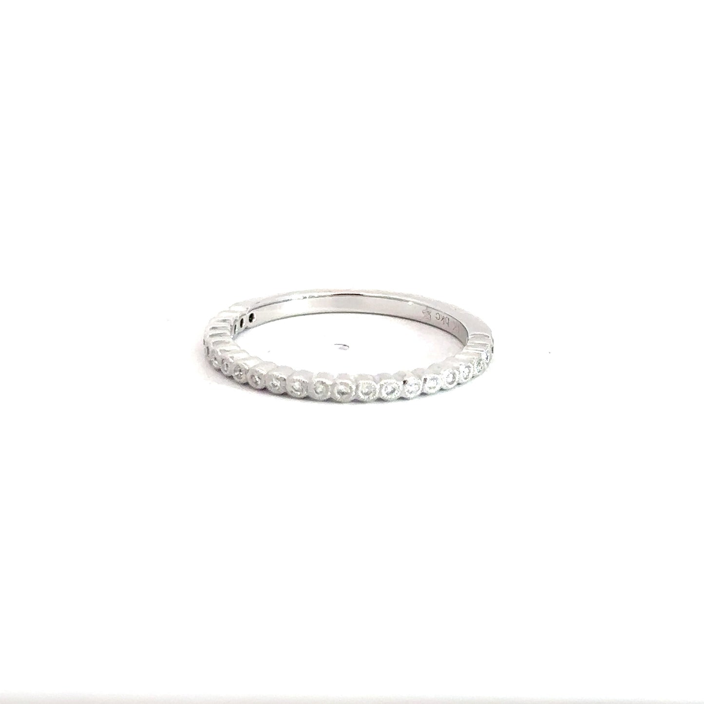 14k White Gold Diamond Band .09cttw