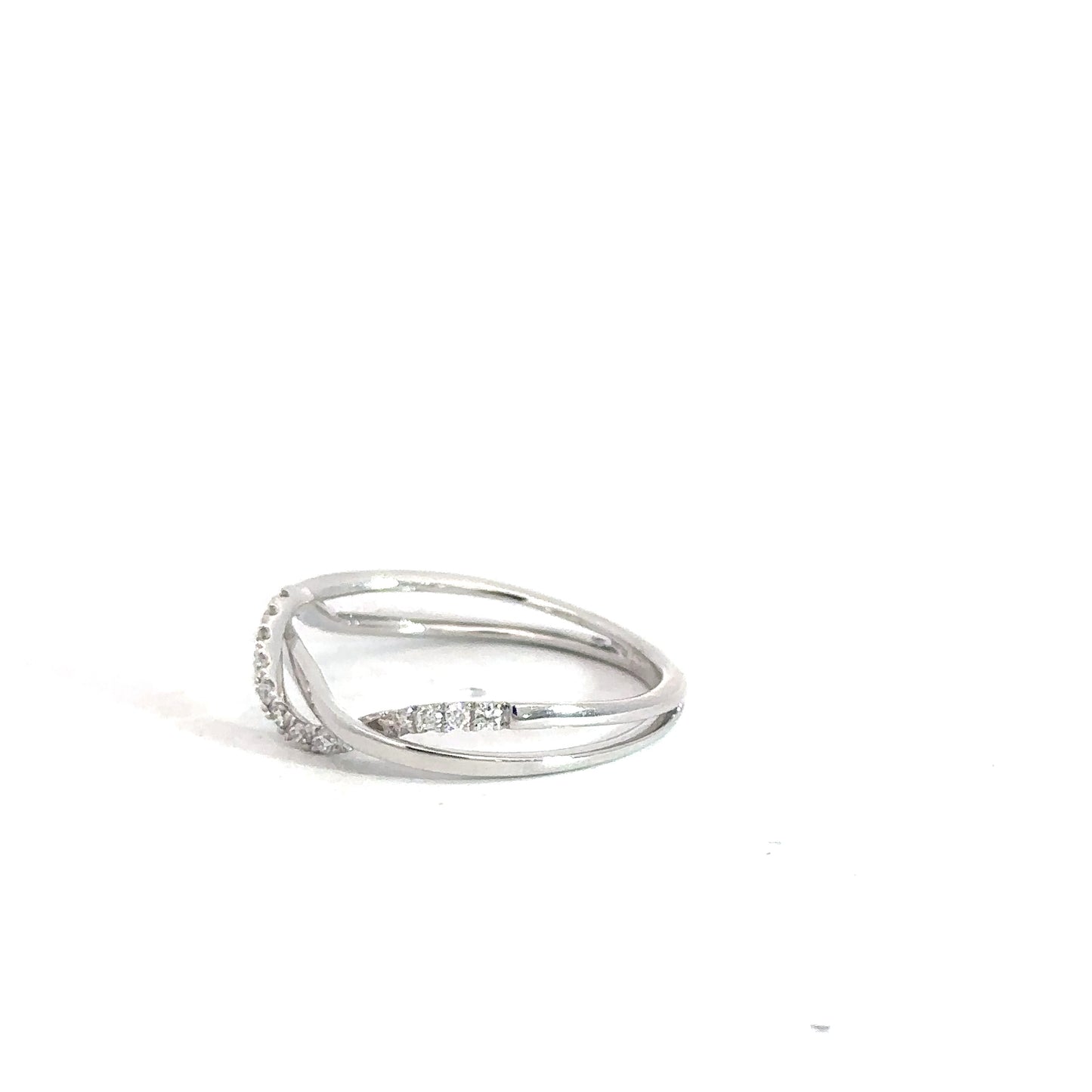 14k White Gold Diamond Twist Band .13cttw