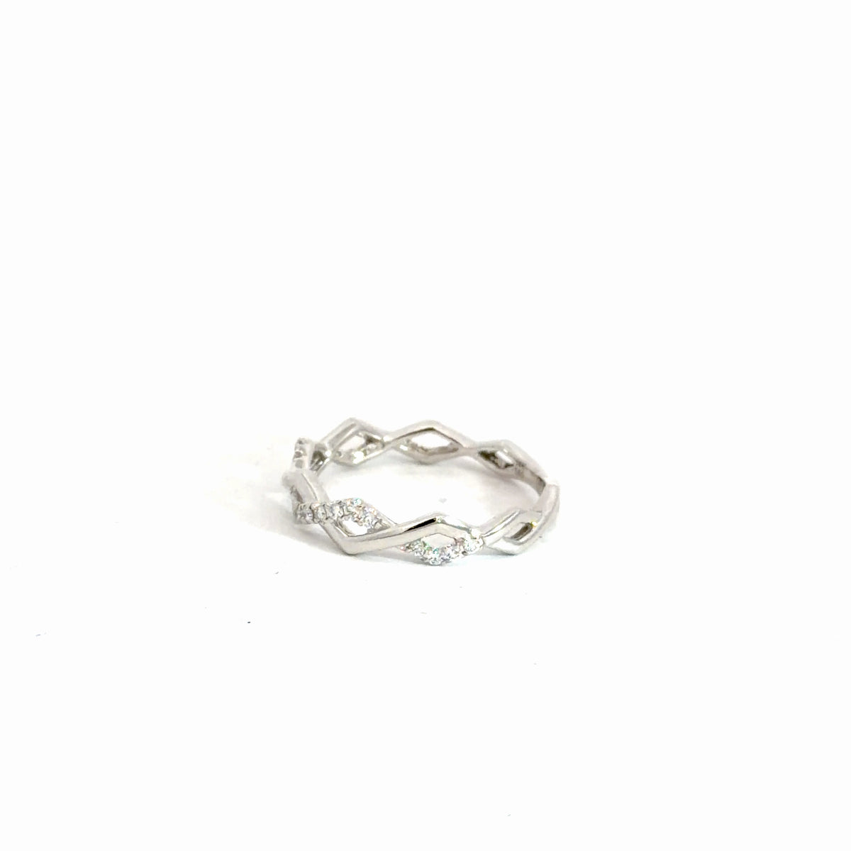 14k White Gold Diamond Twist Band .15cttw