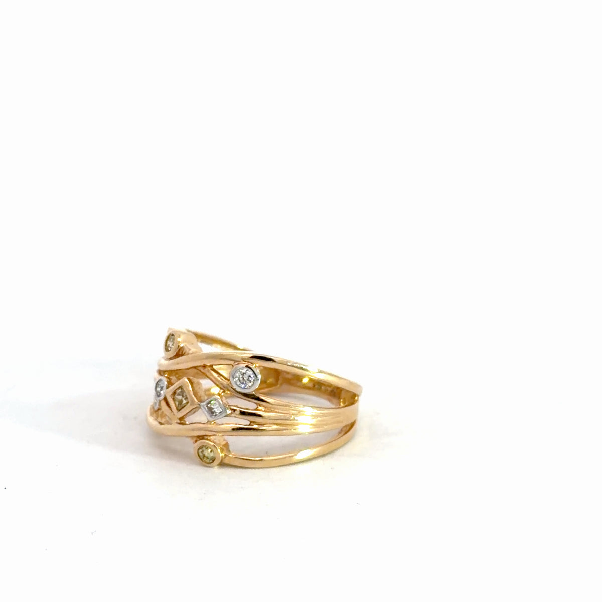 14k Yellow Gold Yellow & White Diamond Ring 1/8cttw