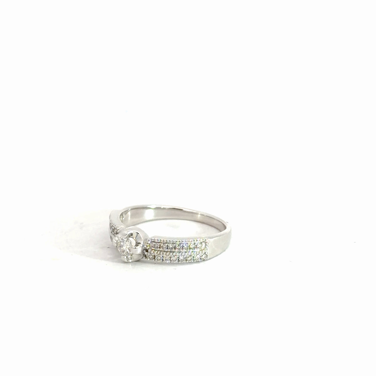 14k White Gold Diamond Ring .32cttw