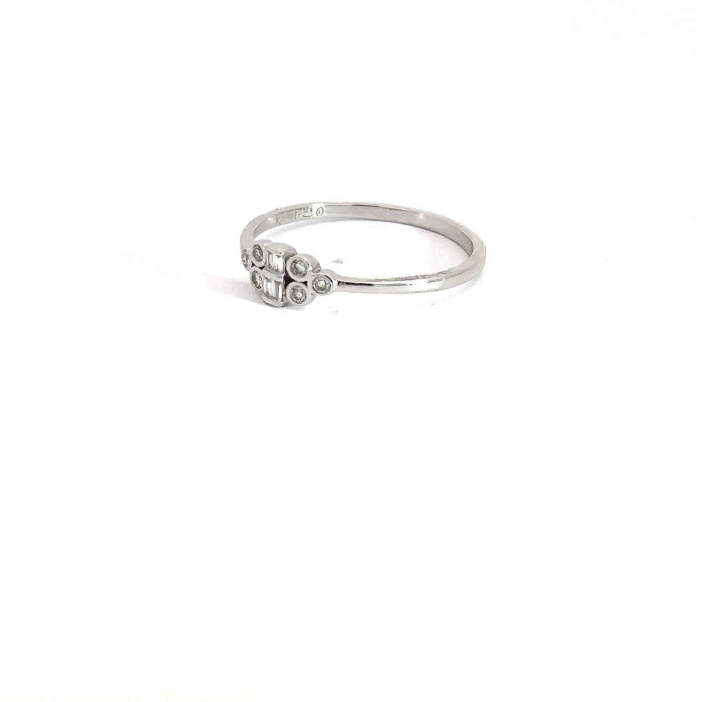 14k White Gold Baguette & Round Diamond Ring .12cttw