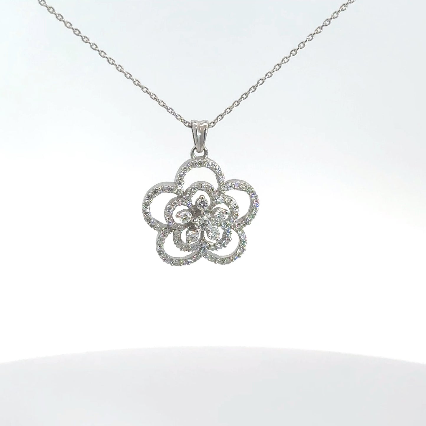 14k White Gold Diamond Flower Pendant 5/8cttw