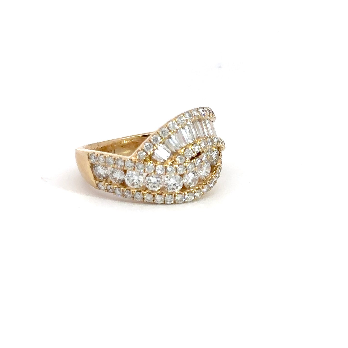 14k Yellow Gold Baguette & Round Diamond Ring 2cttw