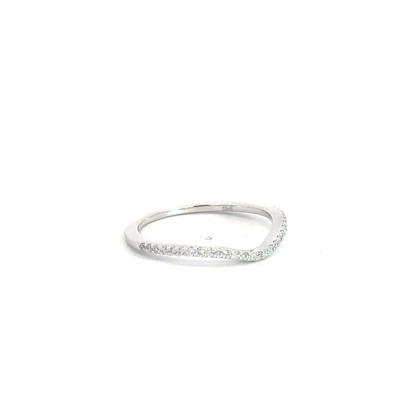 14k White Gold Diamond Contour Band 1/5cttw