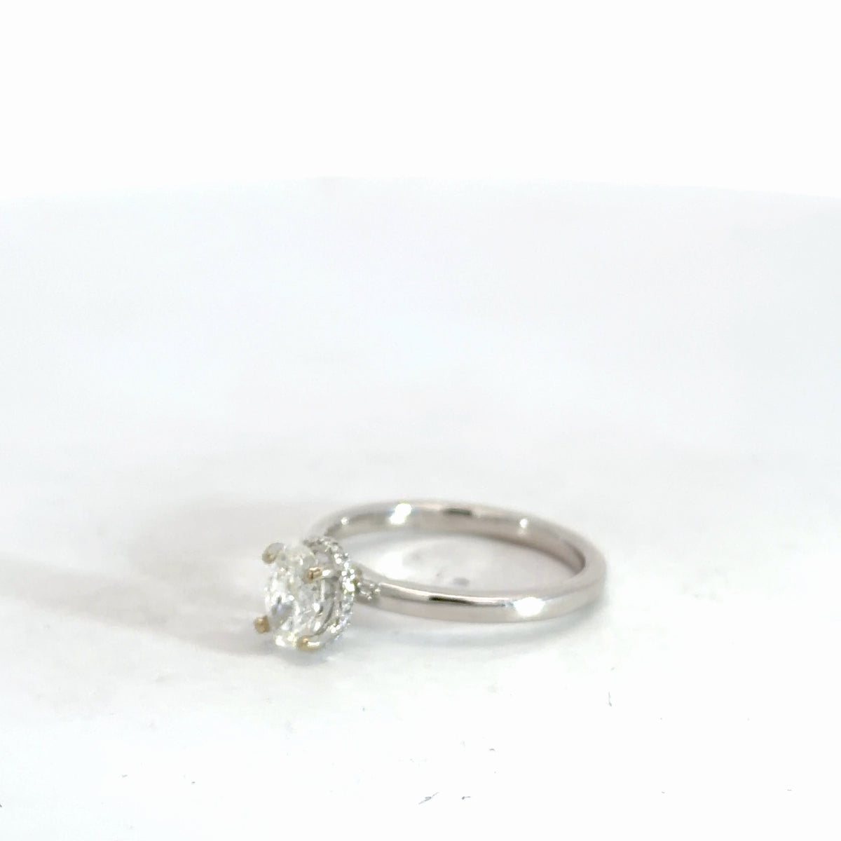 14k White Gold Oval Diamond Engagement Ring .87cttw