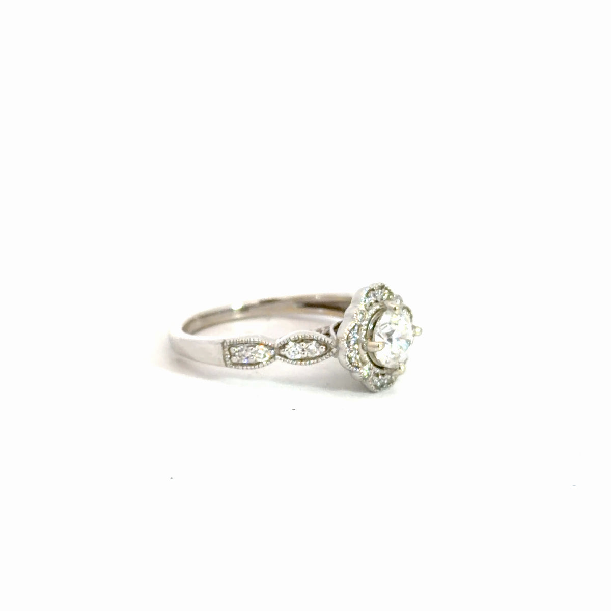 14k White Gold Floral Style Engagement Ring 1cttw