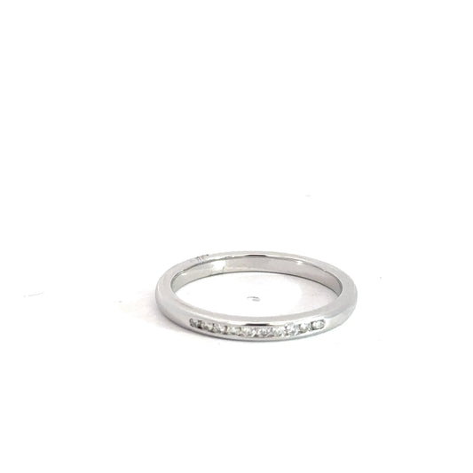 14k White Gold 1/10cttw Diamond Band