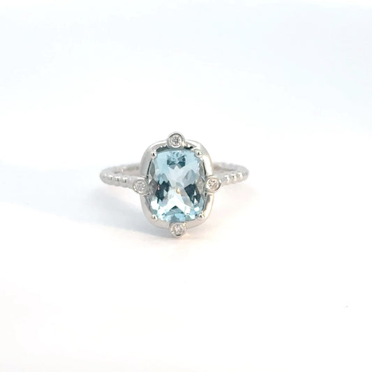 14k White Gold Diamond & Aquamarine Ring