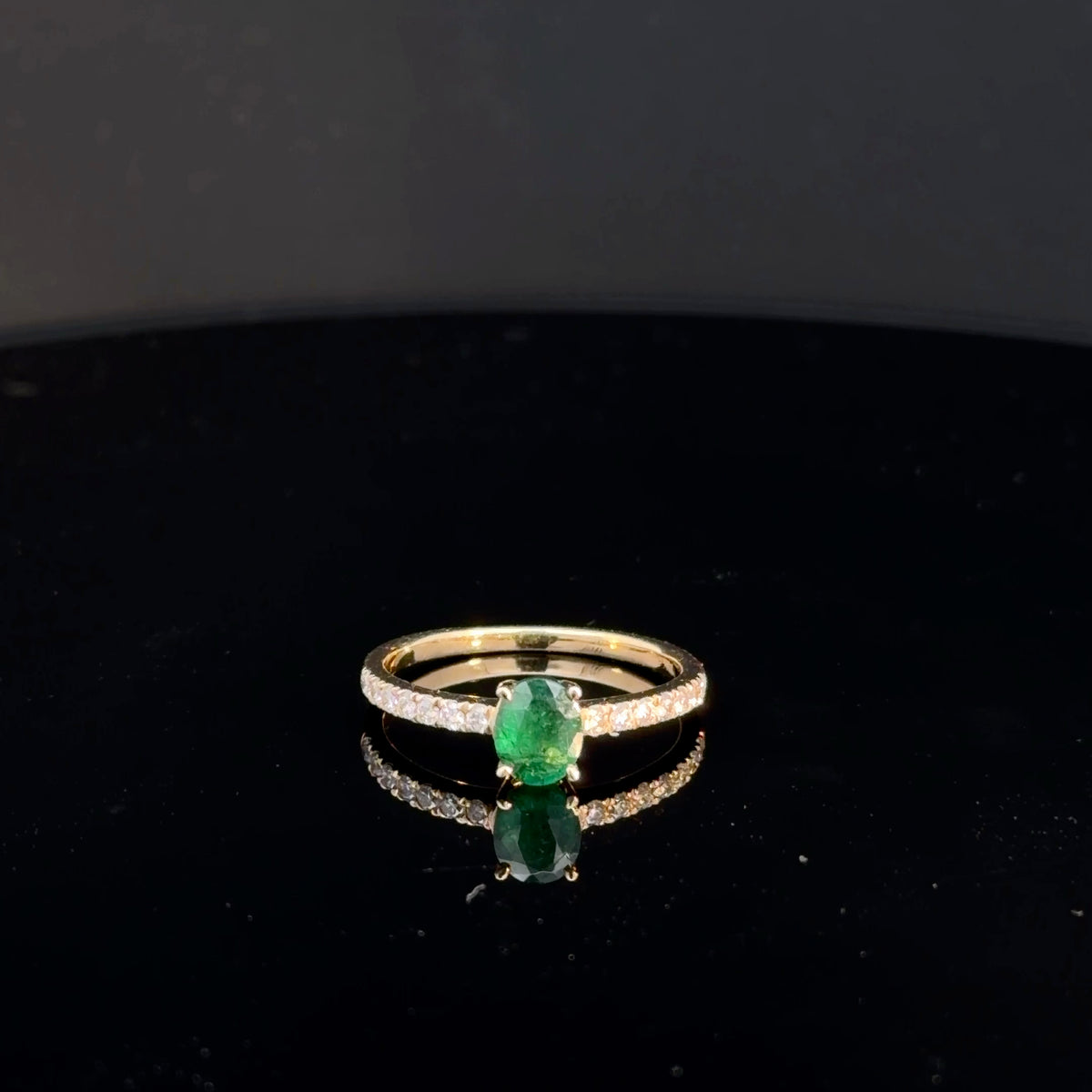 14k Yellow Gold Emerald & Diamond Ring