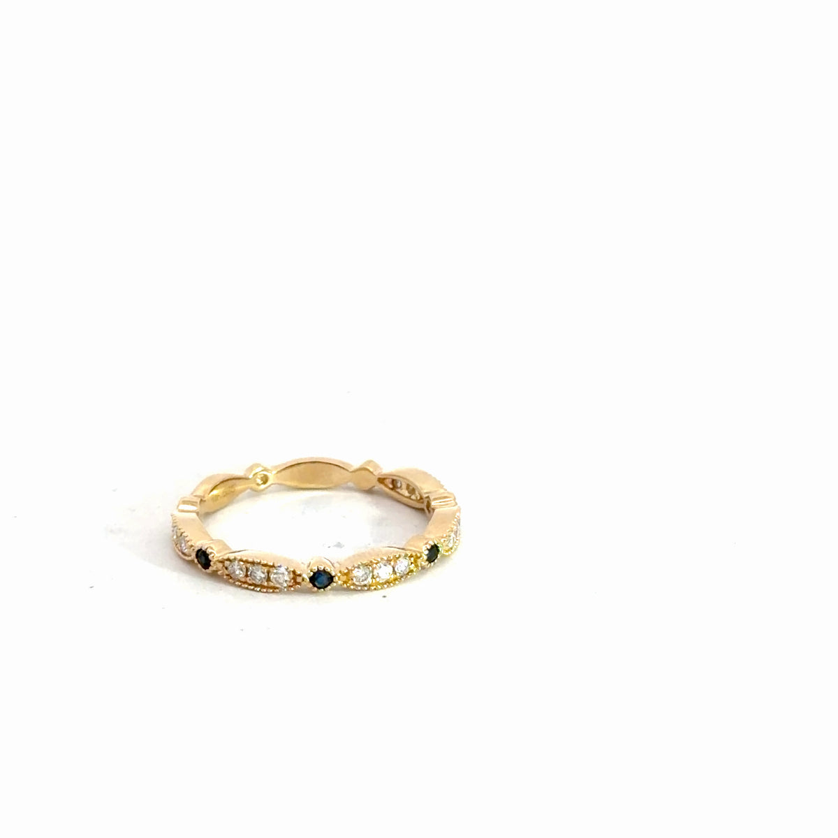 14k Yellow Gold Diamond & Sapphire Band