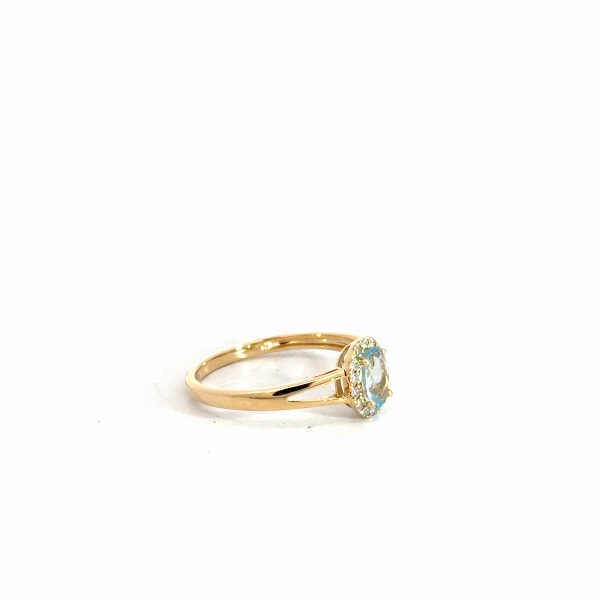 14k Yellow Gold Aquamarine & Diamond Ring