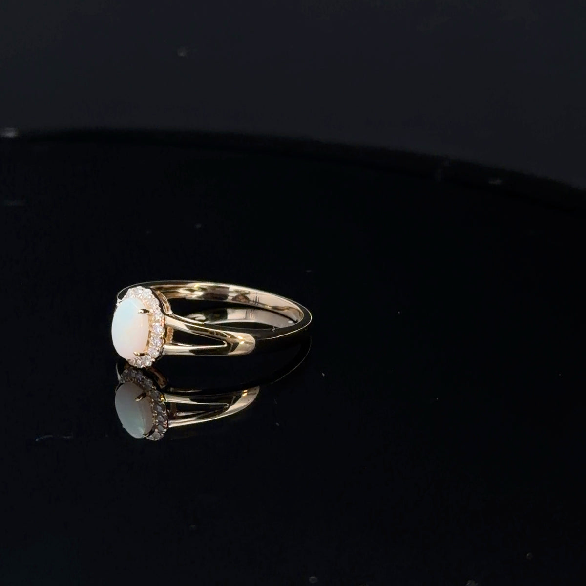 14k Yellow Gold Opal & Diamond Ring