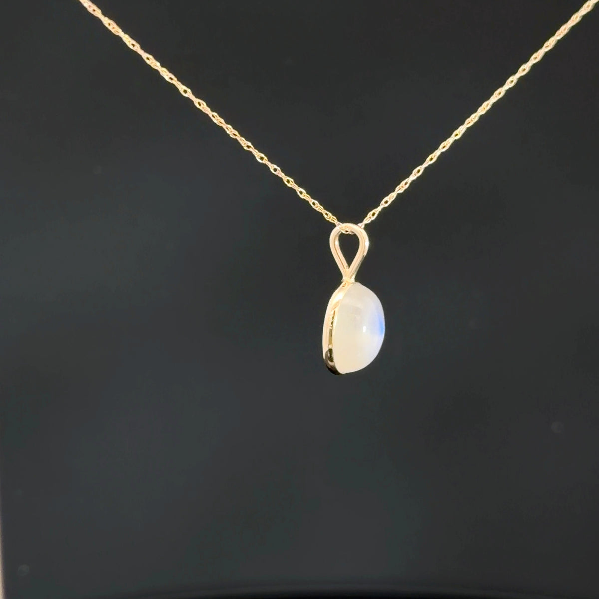 14k Yellow Gold Oval Moonstone Pendant