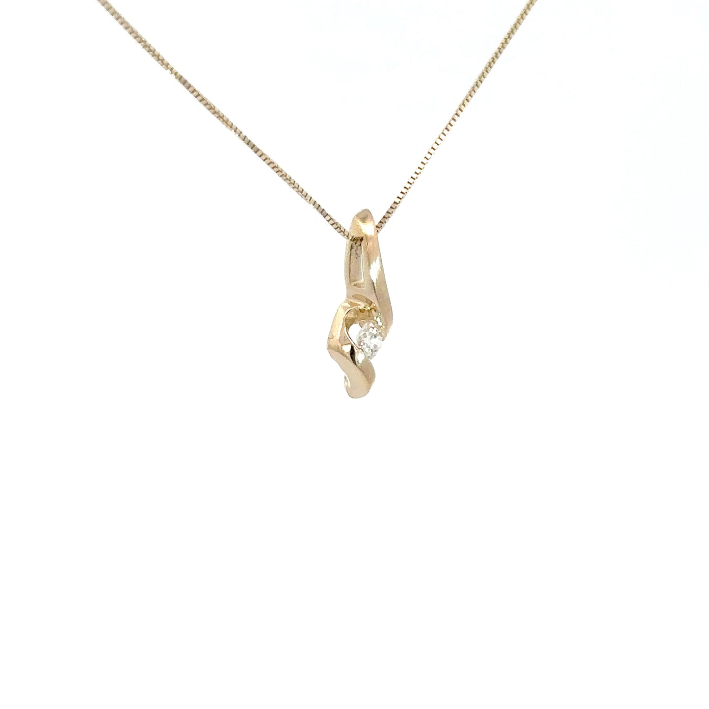 14k Yellow Gold Diamond Pendant 1/8cttw