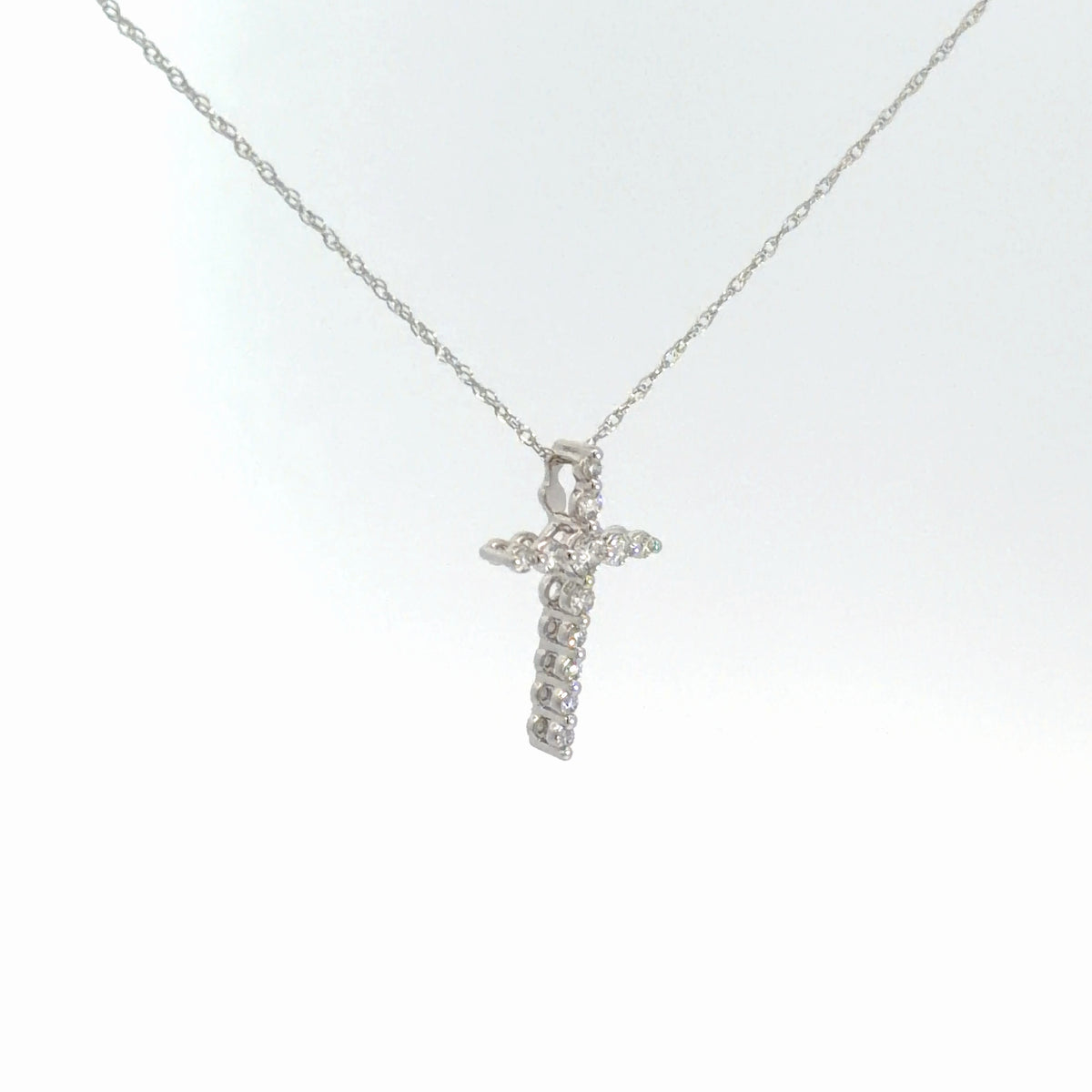 14k White Gold Diamond Cross 1/4cttw