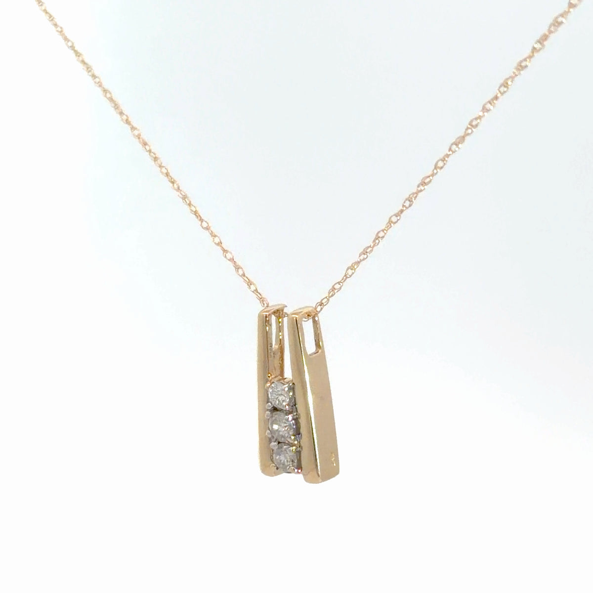 14k Yellow Gold Diamond Pendant .25cttw