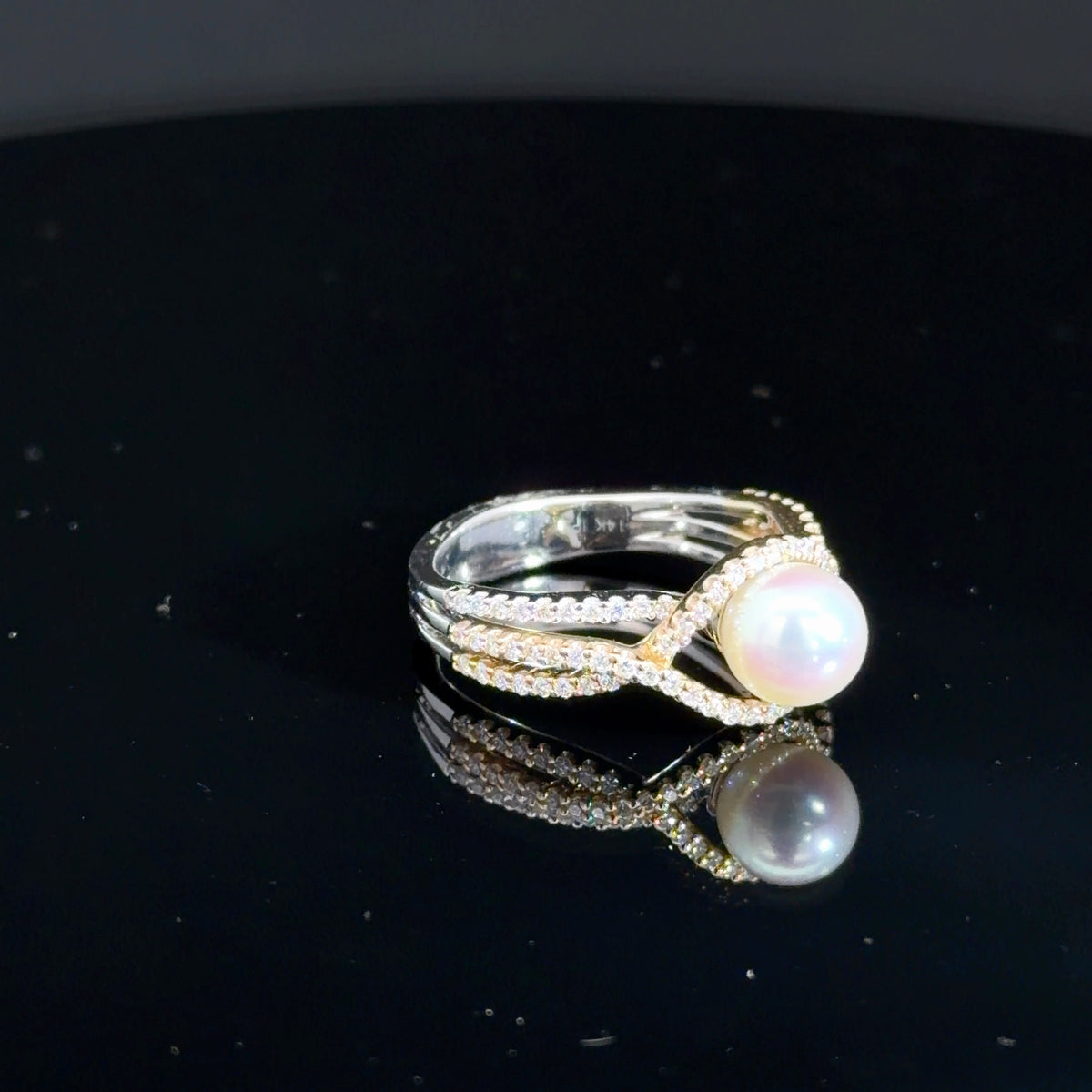 14k Yellow & White Gold Pearl & Diamond Ring 5/8cttw