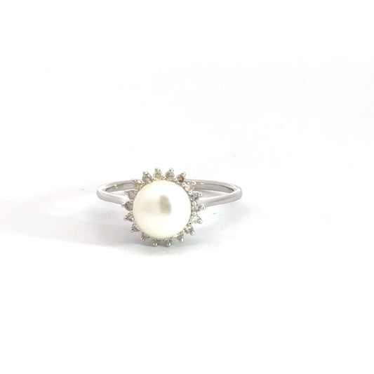 14k White Gold Diamond & Pearl Ring