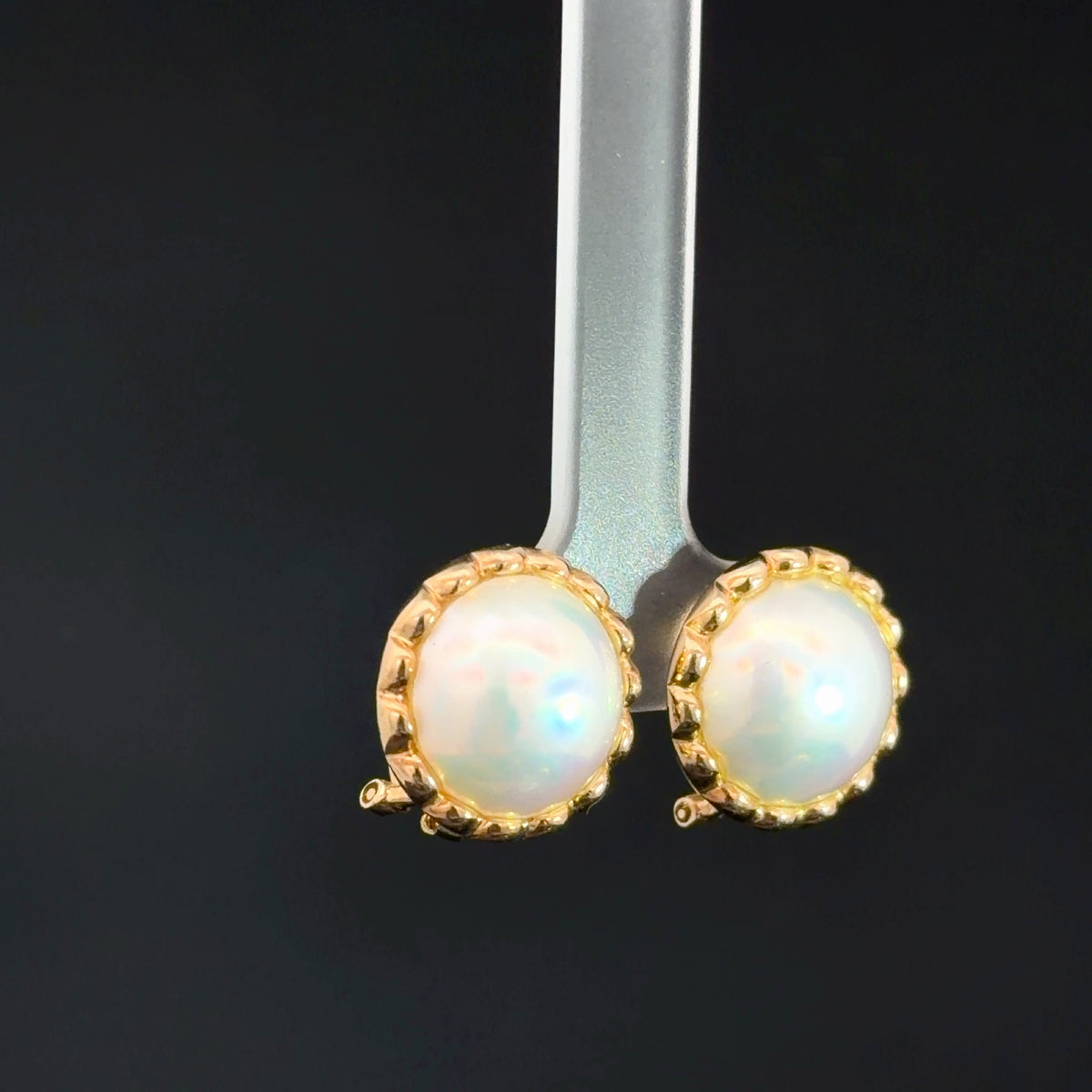 14k Yellow Gold Mabe Pearl Earrings
