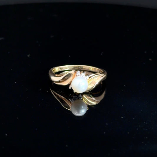 10k Yellow Gold Pearl Ring