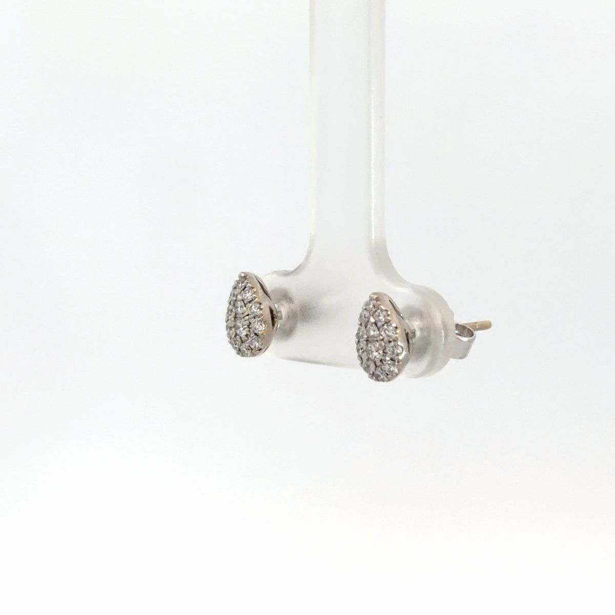 14k White Gold Diamond Cluster Earrings .24cttw