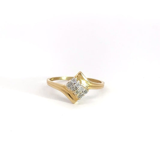 10k Yellow Gold .10cttw Fashion Ring
