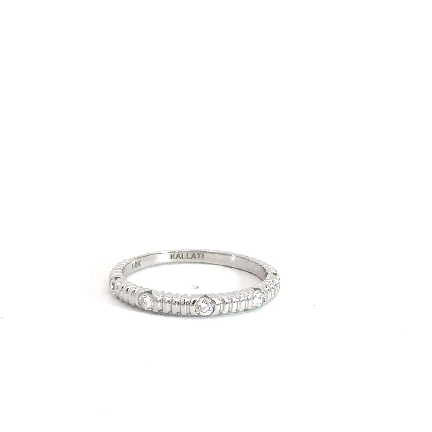 14k White Gold Round Brilliant Diamond & Ribbed Band .25cttw