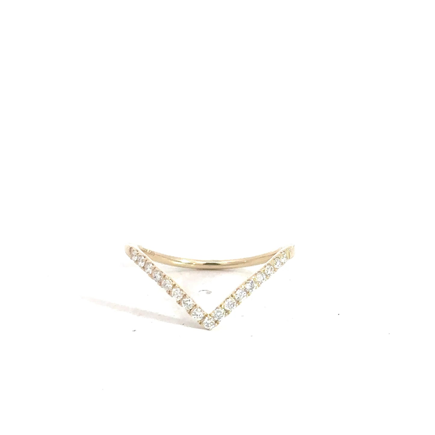 Lady's 14k Yellow Gold Diamond V Ring .18cttw