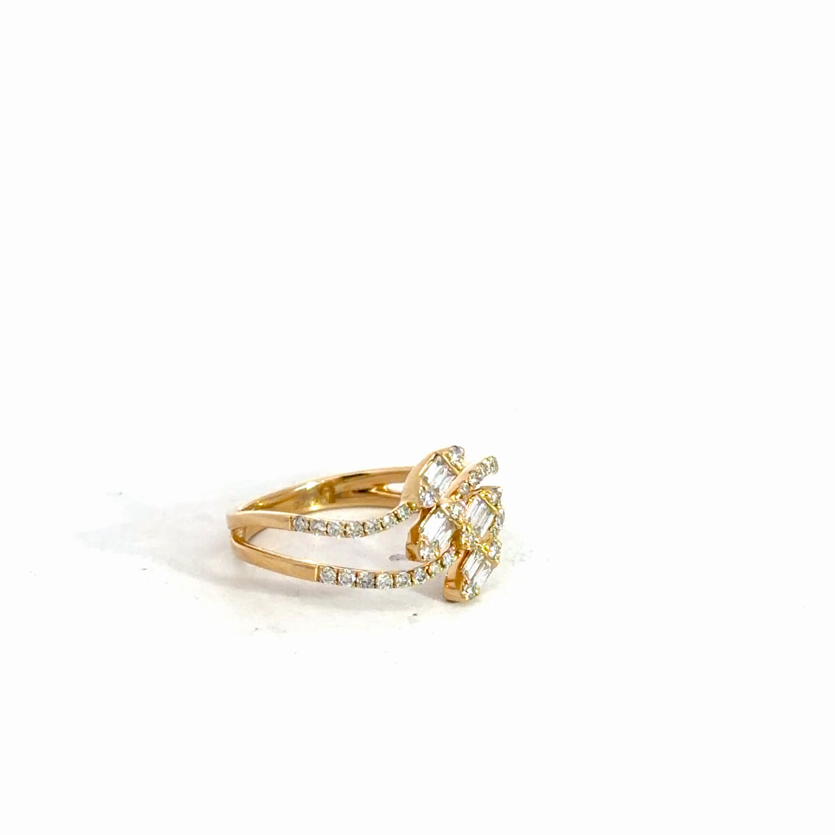 14k Yellow Gold Round & Baguette Diamond Fashion RIng .44cttw