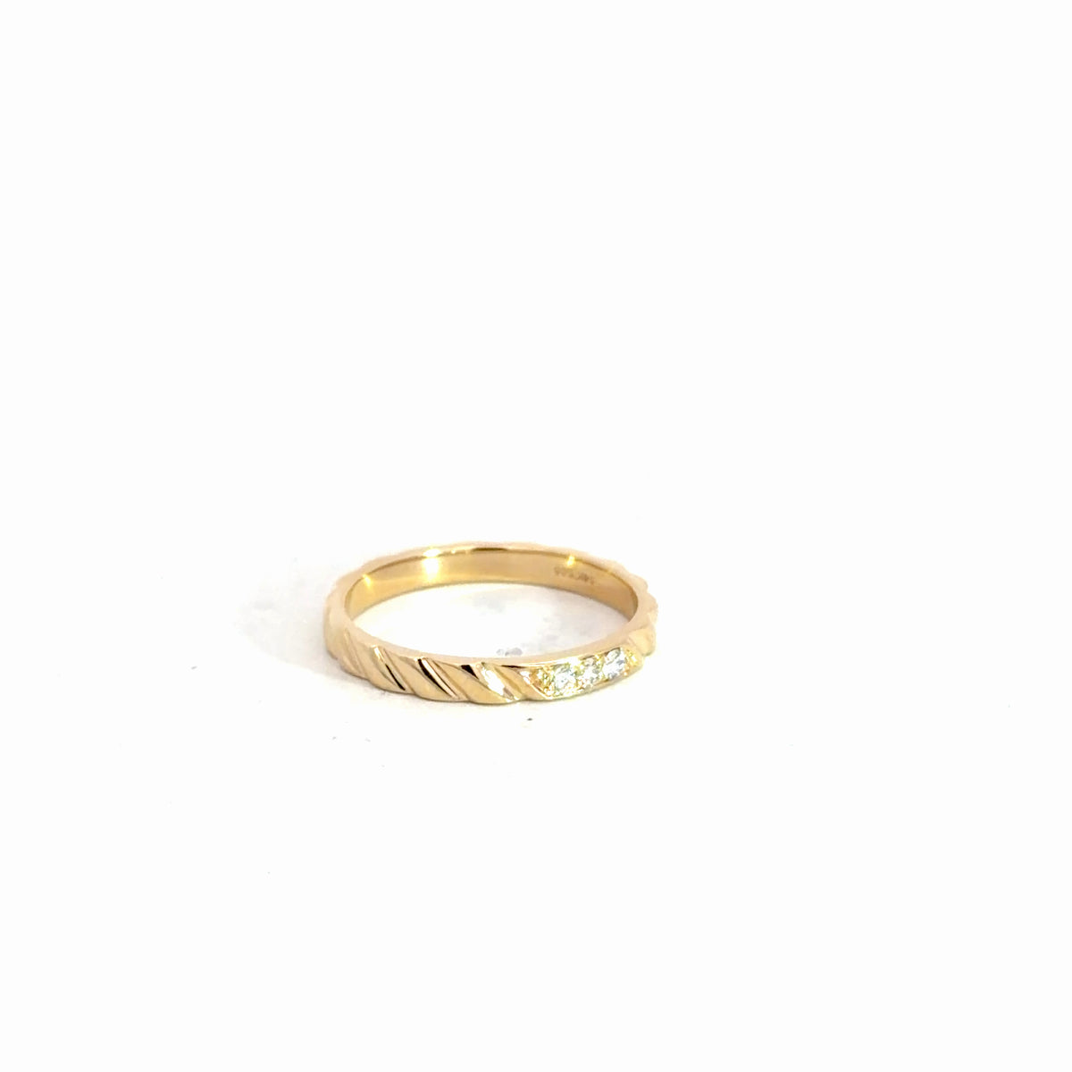 14k Yellow Gold Diamond Band .07cttw