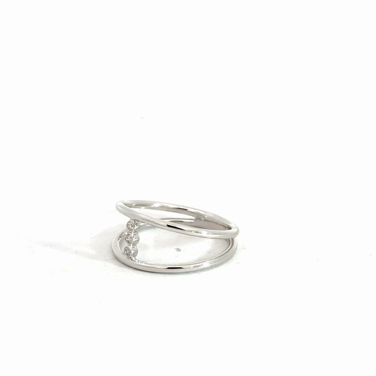 14k White Gold Diamond Ring