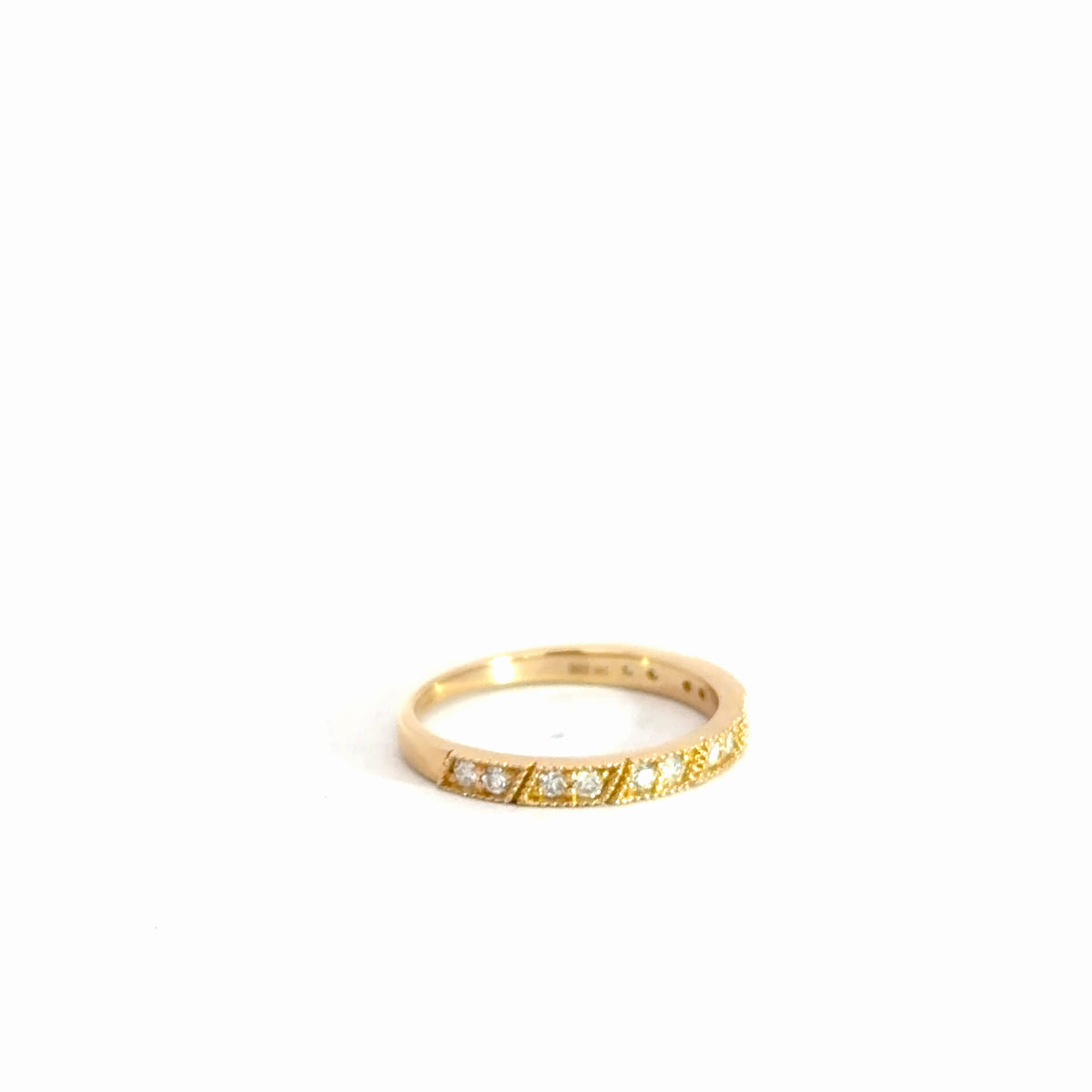 14k Yellow Gold Diamond Band .27cttw